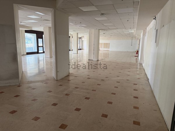 locale commerciale in affitto a Lovere