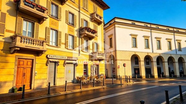 negozio in affitto a Lovere