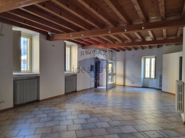 negozio in affitto a Mapello