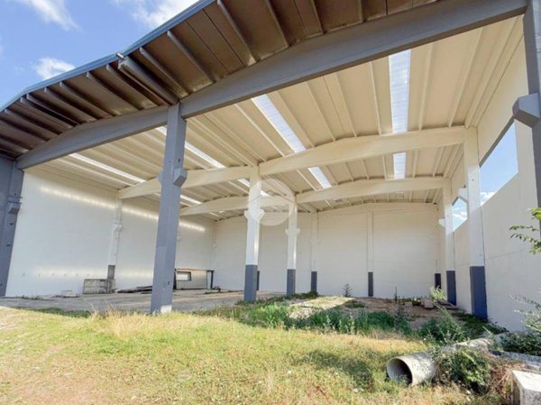 locale commerciale in affitto a Martinengo