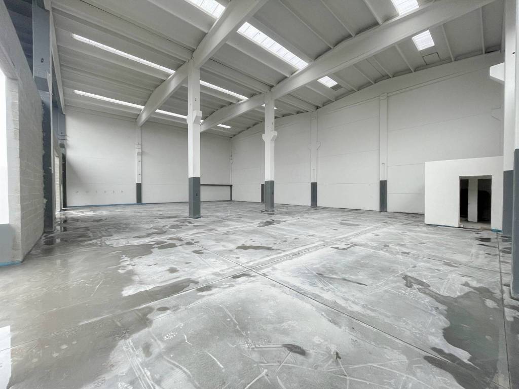 locale commerciale in affitto a Martinengo