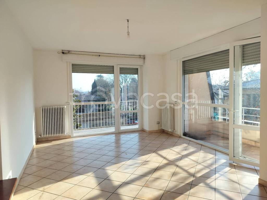 appartamento in affitto a Martinengo