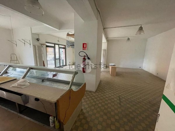 negozio in affitto a Montello