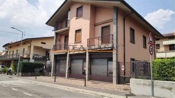 ufficio in affitto a Mozzo