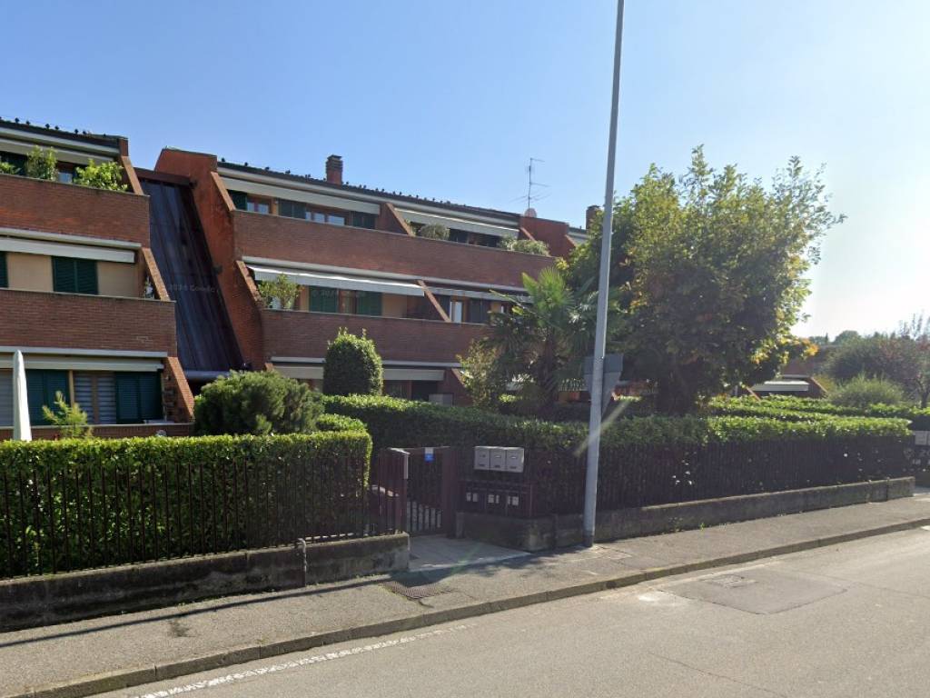 appartamento in affitto a Mozzo