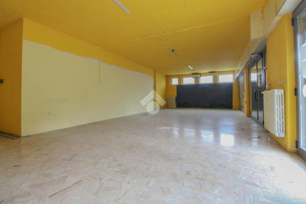 appartamento in affitto a Mozzo