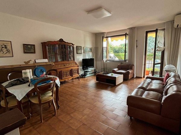 appartamento in affitto a Mozzo