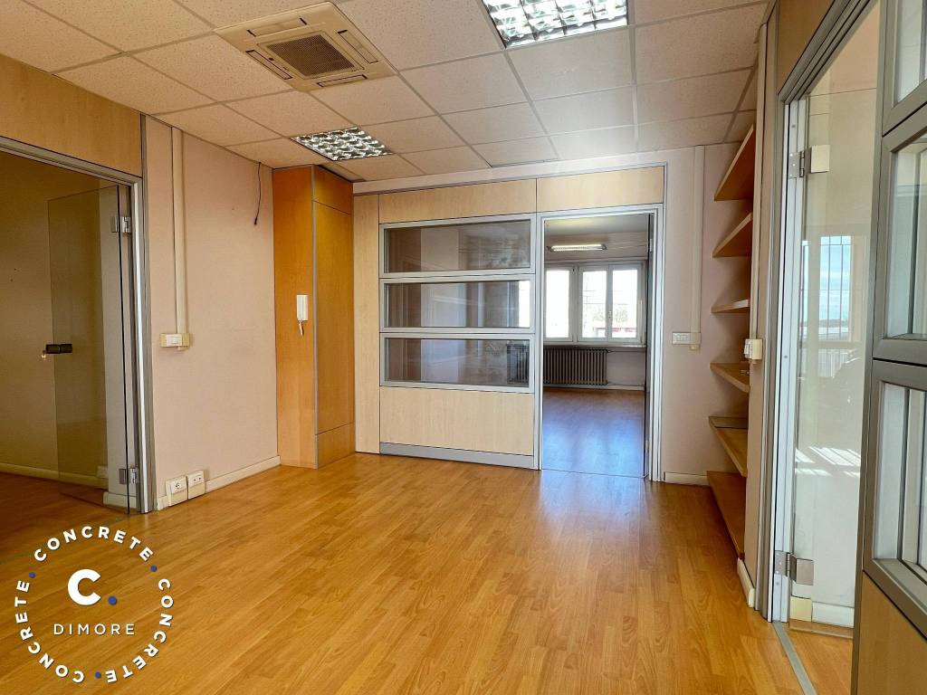 ufficio in affitto ad Andezeno