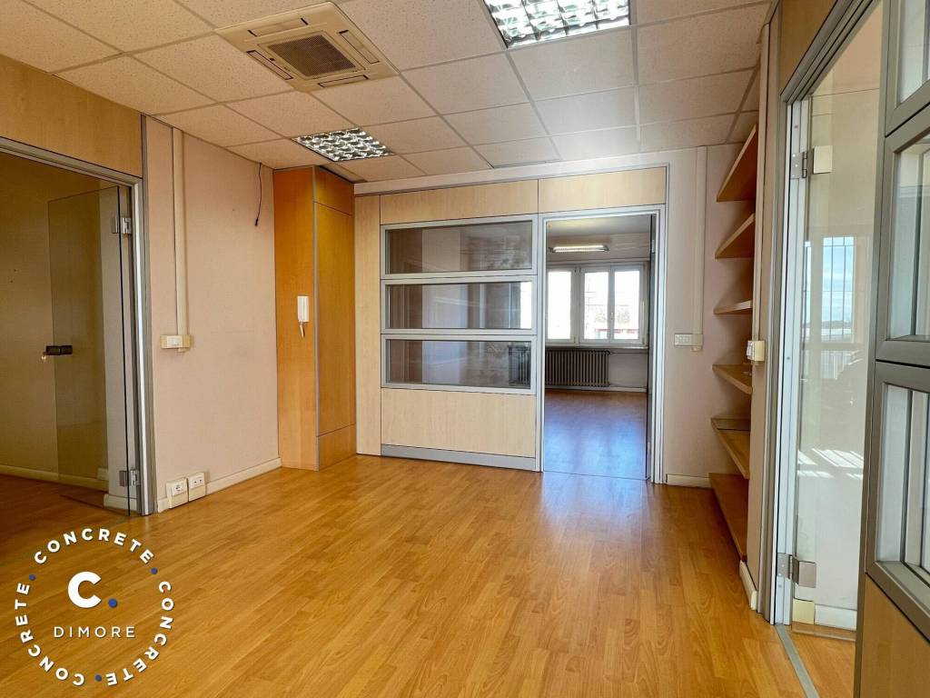 ufficio in affitto ad Andezeno