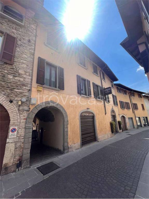 appartamento in affitto a Nembro