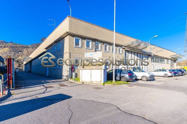 locale commerciale in affitto a Nembro