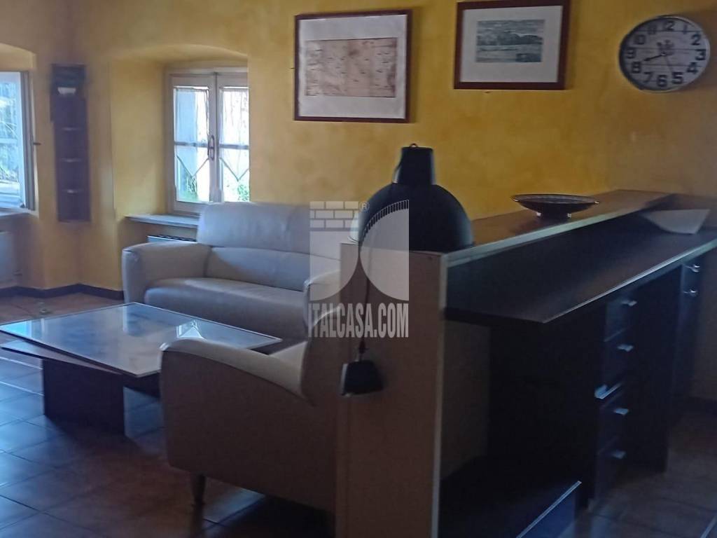 appartamento in affitto a Nembro in zona Gavarno