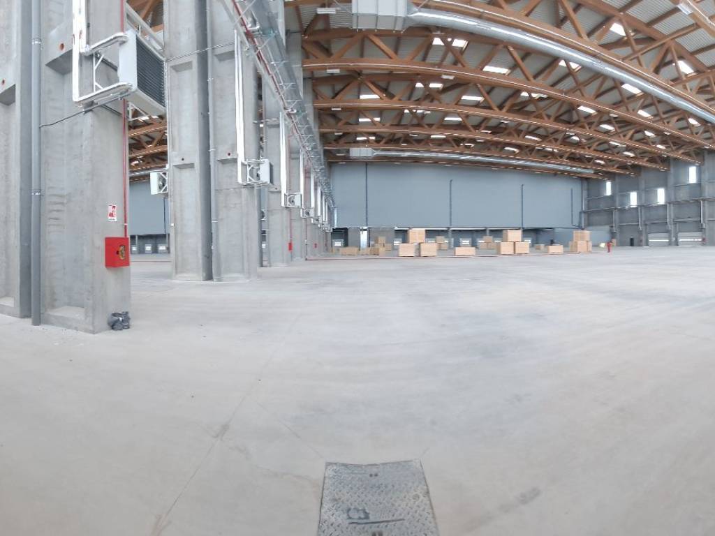 locale commerciale in affitto ad Orio al Serio