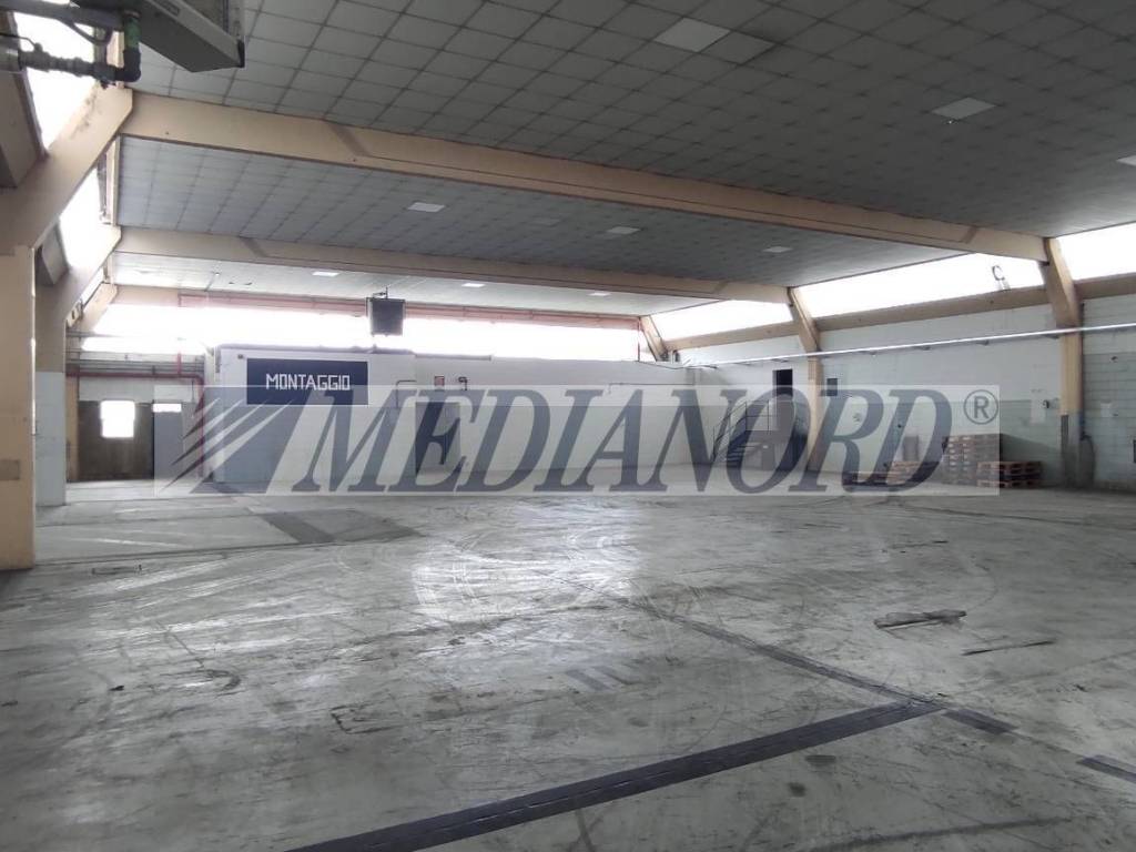 capannone in affitto ad Osio Sopra