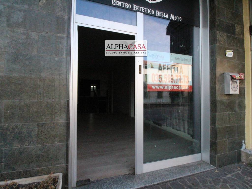 negozio in affitto ad Osio Sotto