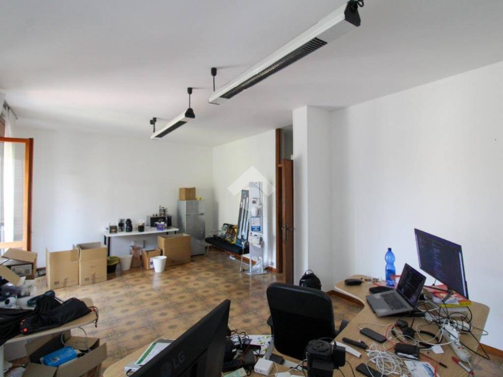ufficio in affitto ad Osio Sotto