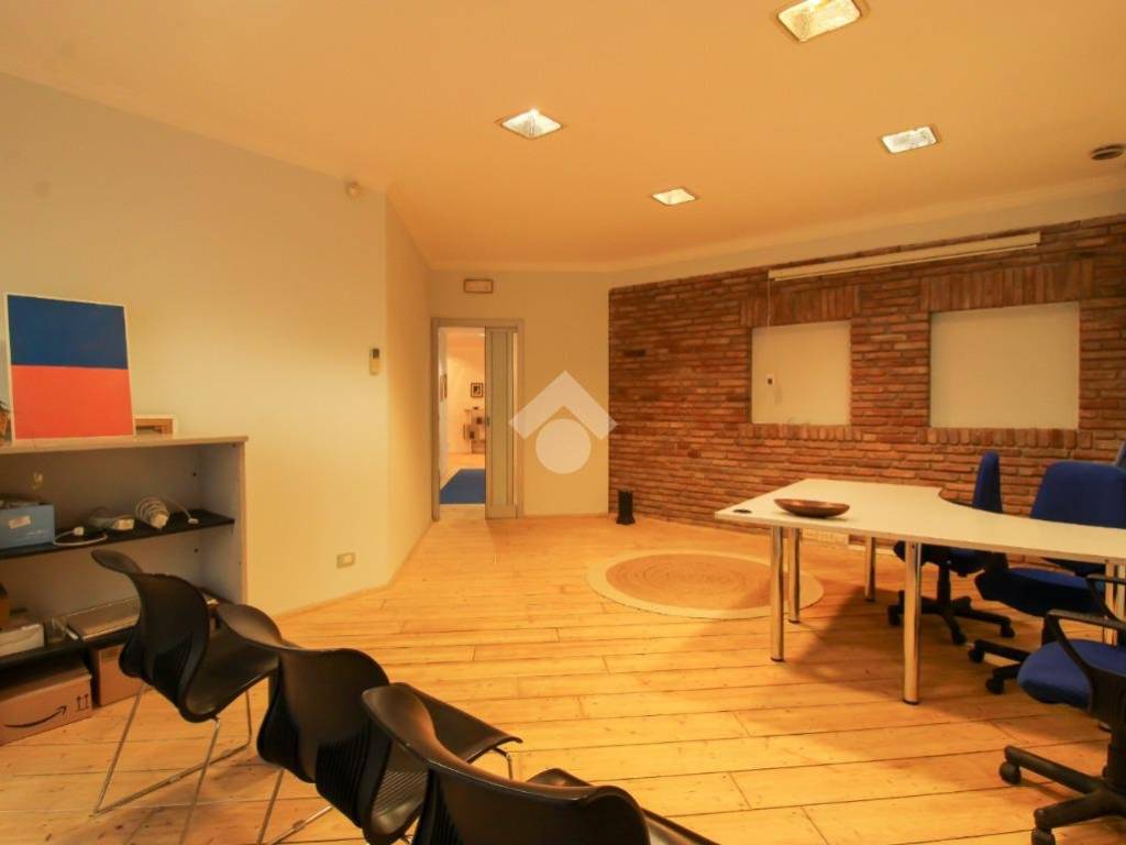 ufficio in affitto ad Osio Sotto