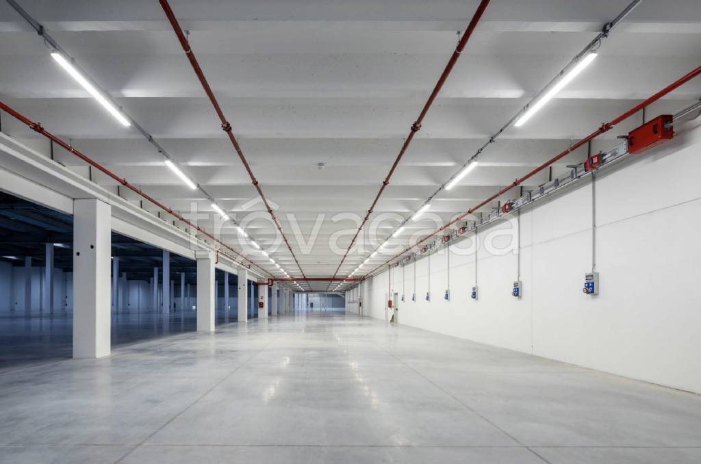 locale commerciale in affitto ad Osio Sotto