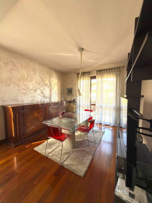 appartamento in affitto a Paladina