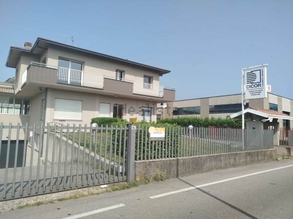 ufficio in affitto a Paladina