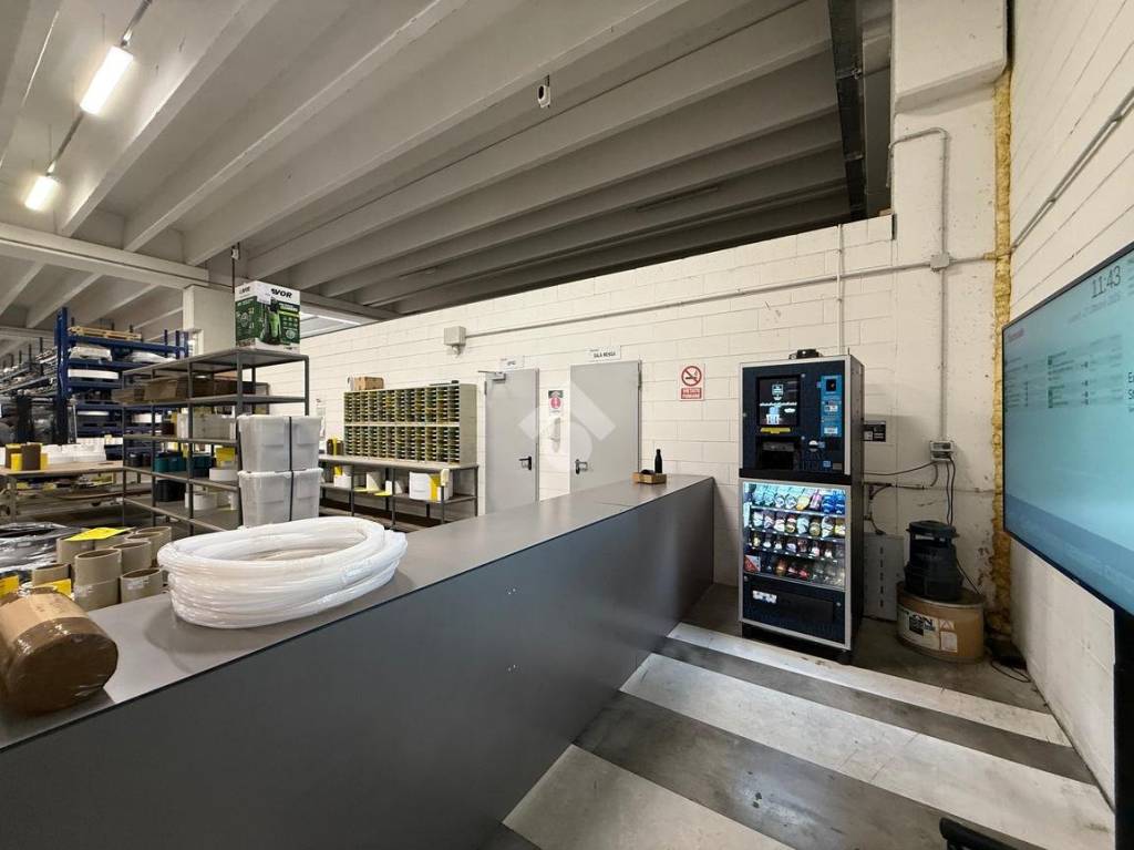 locale commerciale in affitto a Palosco