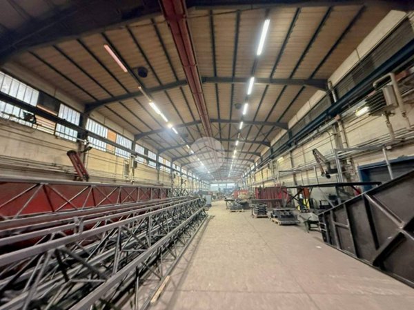 locale commerciale in affitto a Palosco