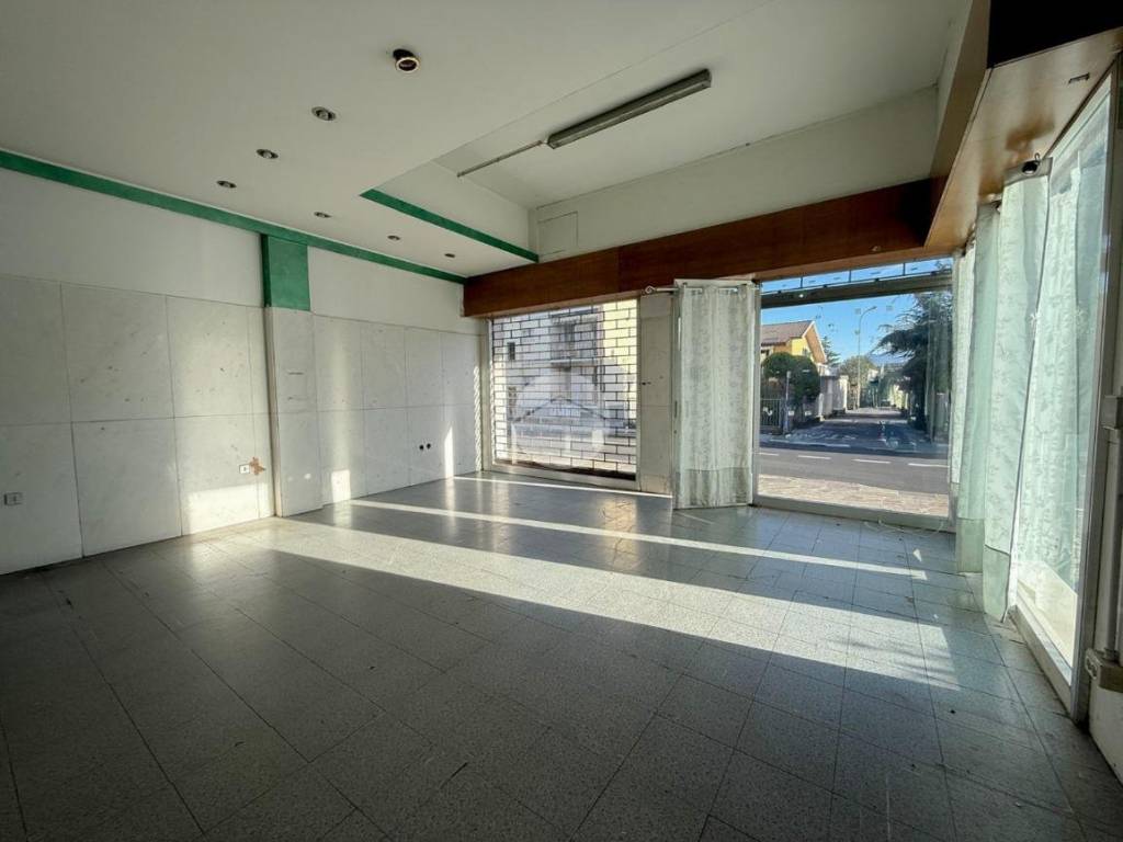 negozio in affitto a Palosco