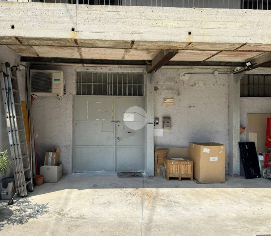 locale commerciale in affitto a Pedrengo