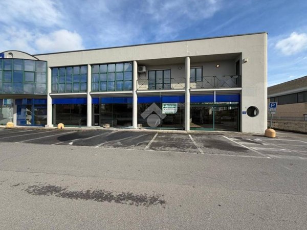 negozio in affitto a Pedrengo