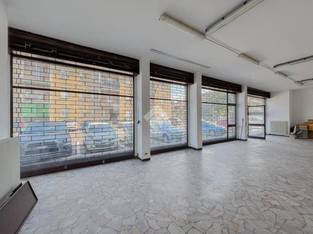 negozio in affitto a Ponte San Pietro