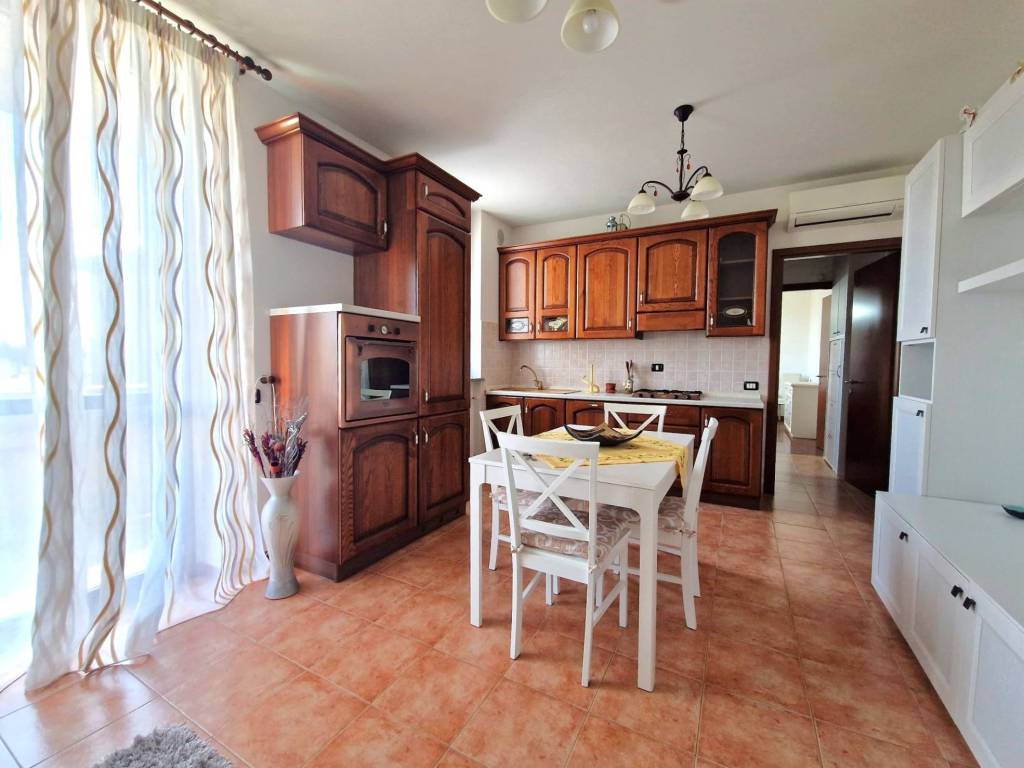 appartamento in affitto a Ponte San Pietro in zona Locate