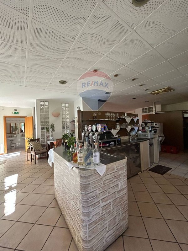 negozio in affitto a Ponte San Pietro