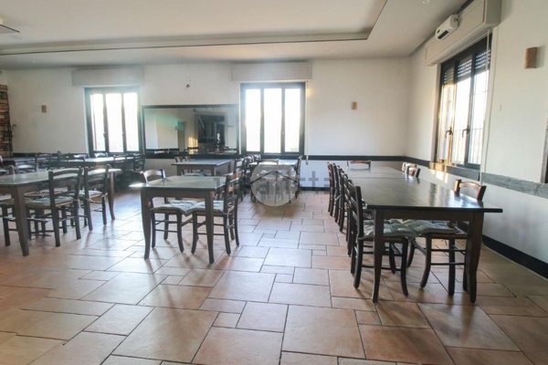 negozio in affitto a Pontirolo Nuovo
