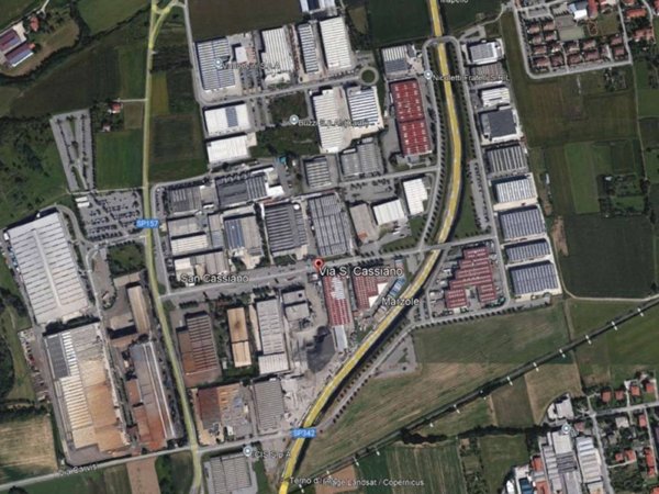 locale commerciale in affitto a Presezzo