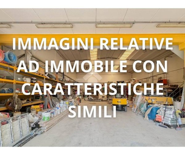 locale commerciale in affitto a Presezzo
