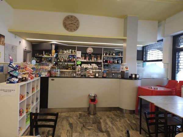 negozio in affitto a Presezzo