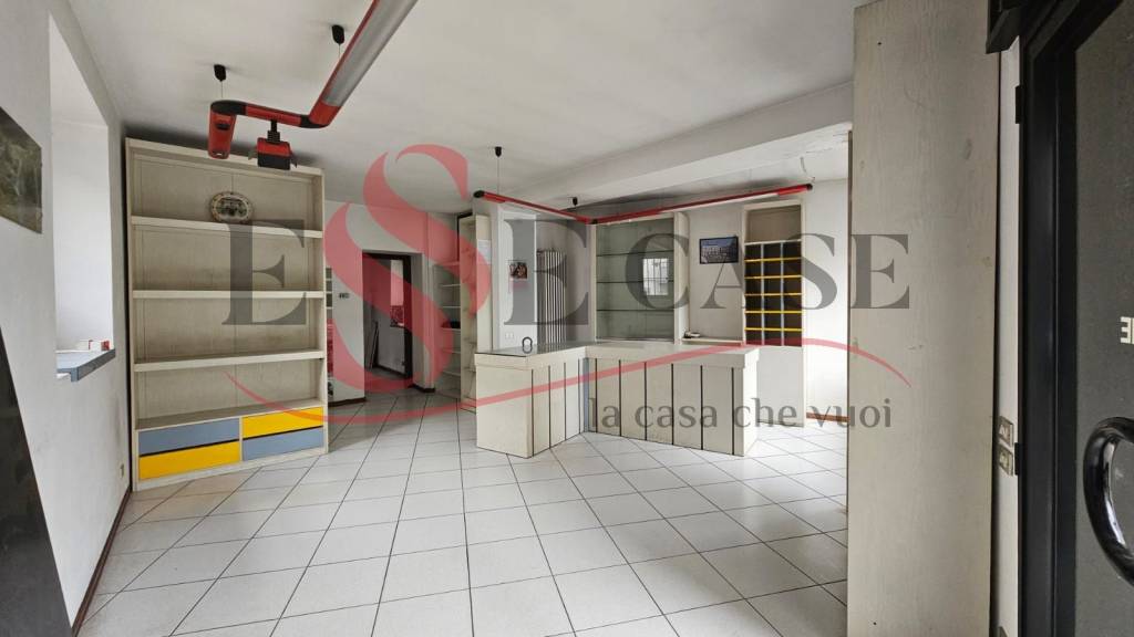 negozio in affitto a Ranica