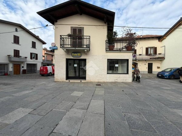 negozio in affitto a Ranica