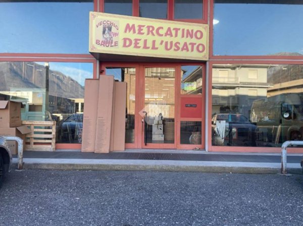 locale commerciale in affitto a Rogno