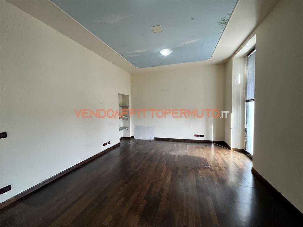 ufficio in affitto a Romano di Lombardia