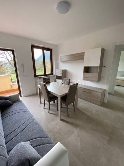 appartamento in affitto a San Giovanni Bianco in zona Cornalita