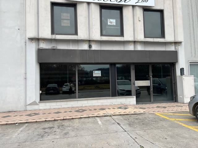 negozio in affitto a San Paolo d'Argon