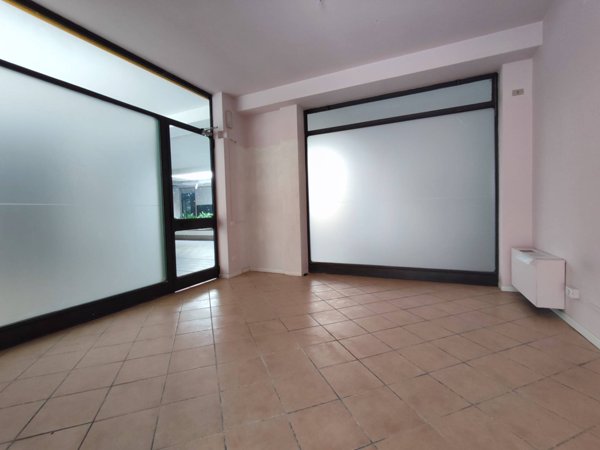 negozio in affitto a Sarnico