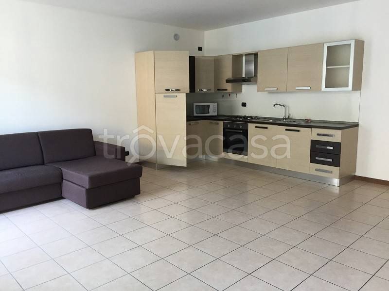 appartamento in affitto a Sarnico