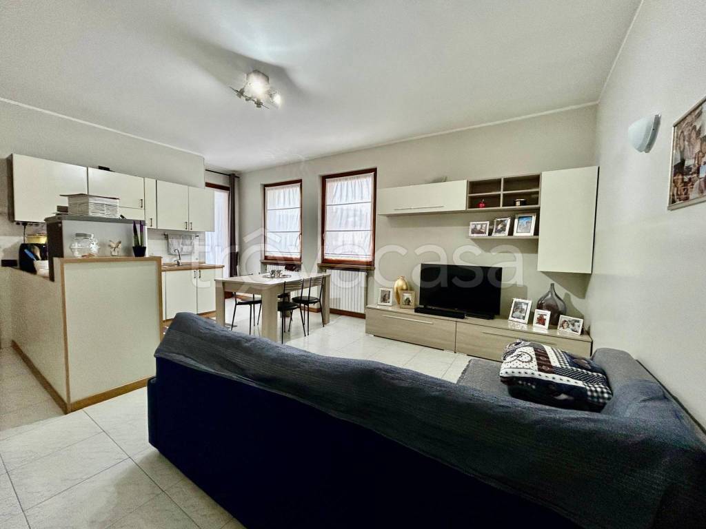 appartamento in affitto a Sarnico