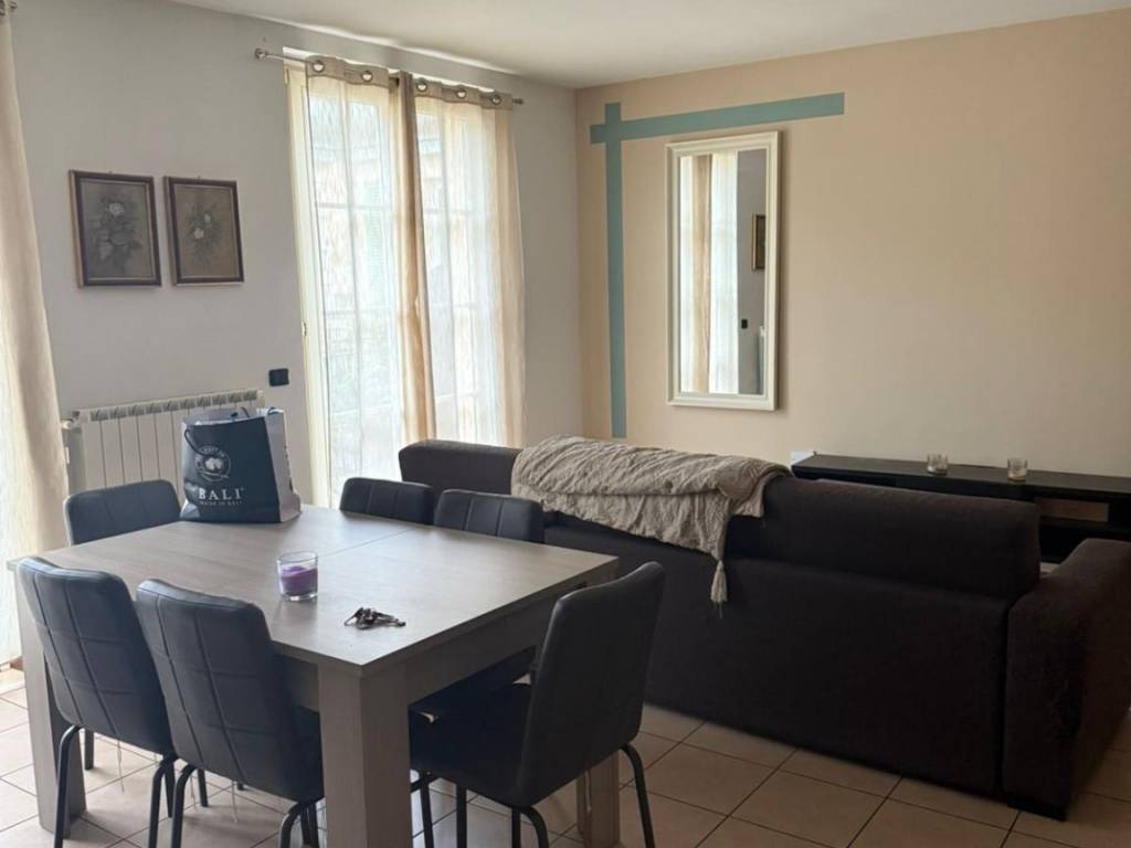 appartamento in affitto a Sarnico