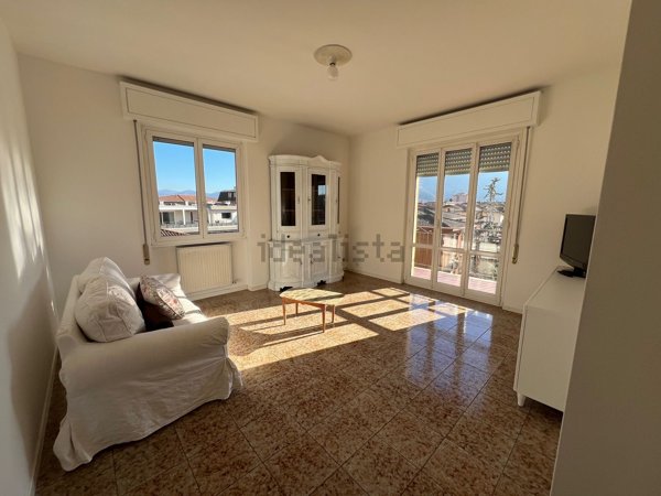 appartamento in affitto a Sarnico