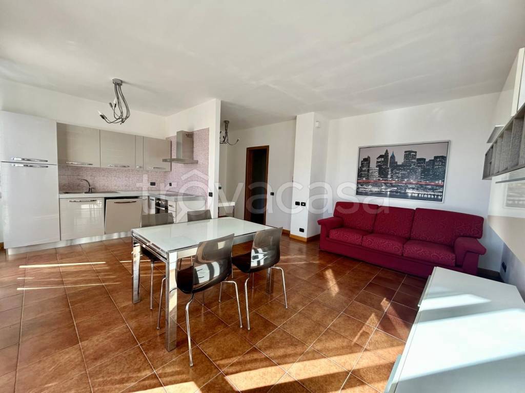 appartamento in affitto a Sarnico