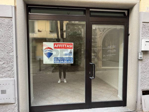 negozio in affitto a Sarnico