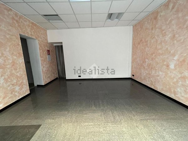 negozio in affitto a Scanzorosciate